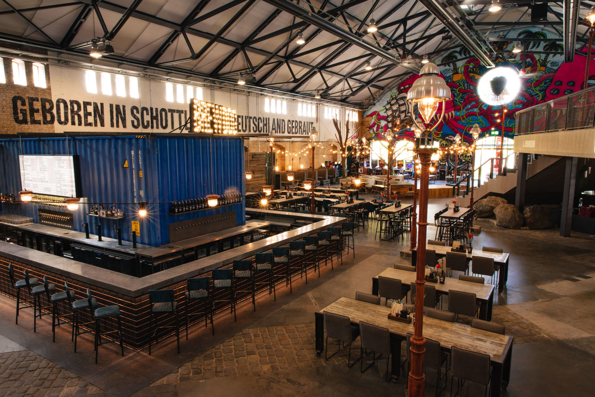 Abendessen und Trinken im BrewDog